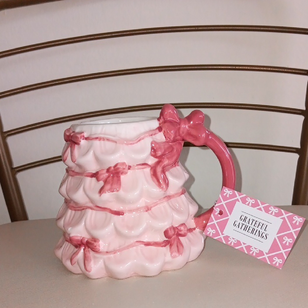 Viral Pink Bow Tree Mug
